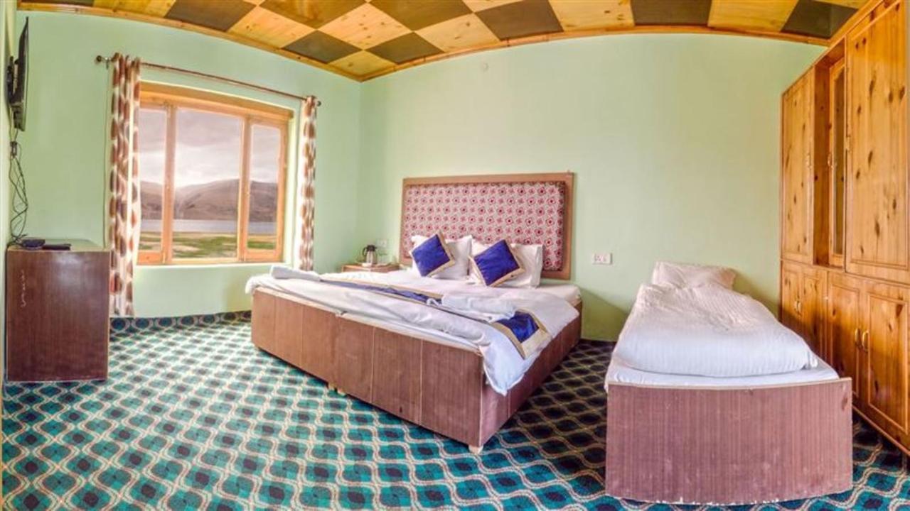 Tsomoriri Hotel Lake View Karzok Bagian luar foto