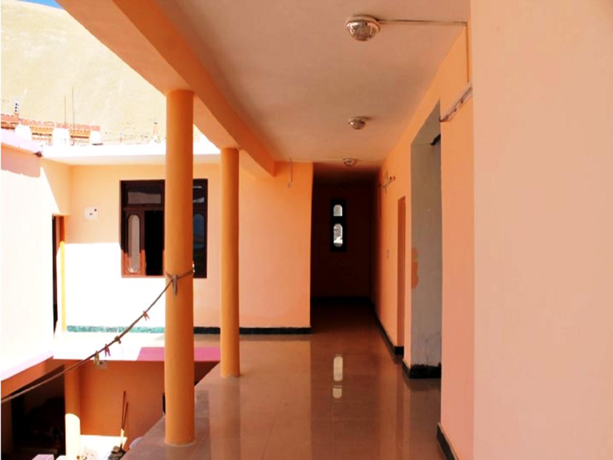 Tsomoriri Hotel Lake View Karzok Bagian luar foto